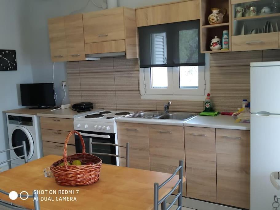 Apartament Sun And Sea 1 Elíka Zewnętrze zdjęcie