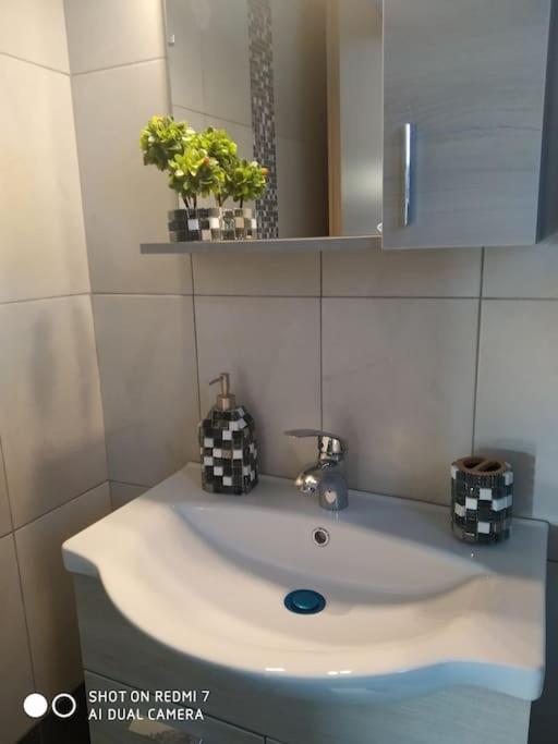 Apartament Sun And Sea 1 Elíka Zewnętrze zdjęcie