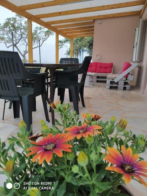 Apartament Sun And Sea 1 Elíka Zewnętrze zdjęcie